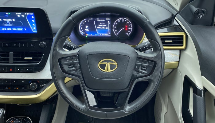 2022 Tata Safari XZA PLUS GOLD, Diesel, Automatic, 20,621 km, Steering Wheel Close Up