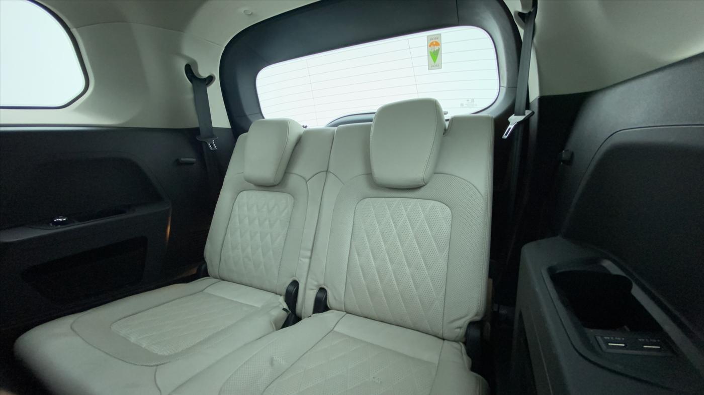 2022 Tata Safari XZA PLUS GOLD, Diesel, Automatic, 20,621 km, Third Seat Row ( optional )