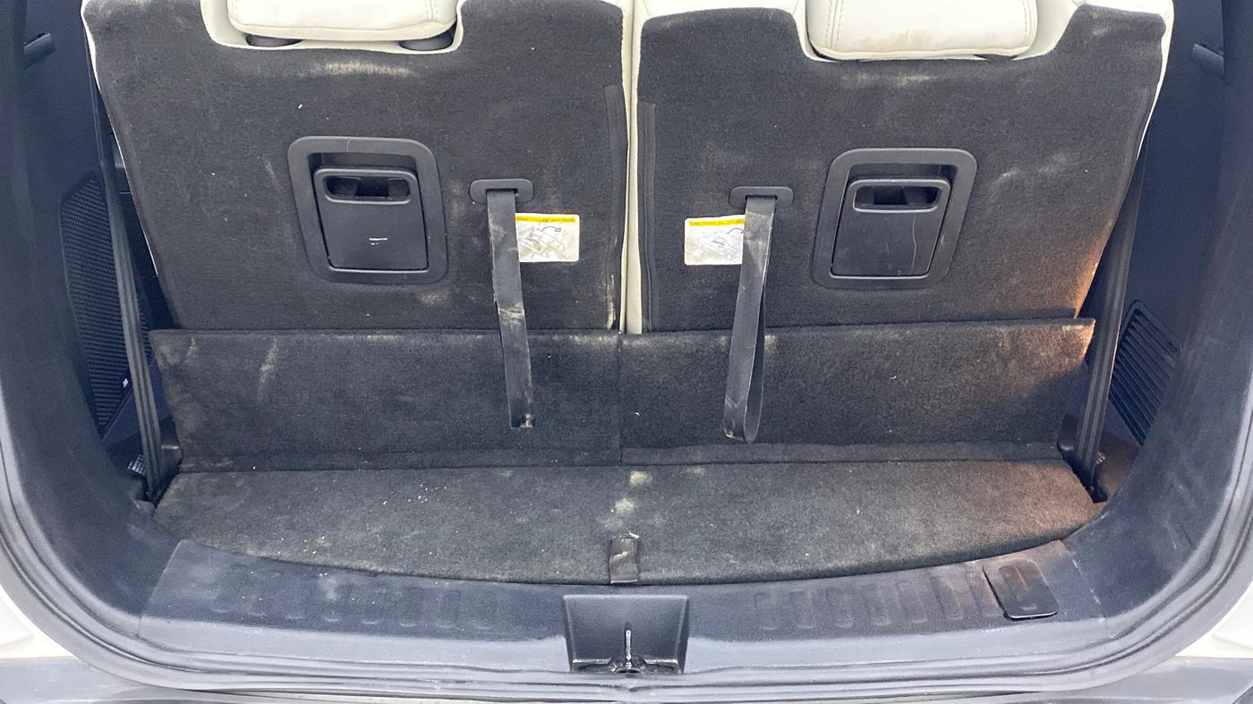 2022 Tata Safari XZA PLUS GOLD, Diesel, Automatic, 20,621 km, Boot Inside