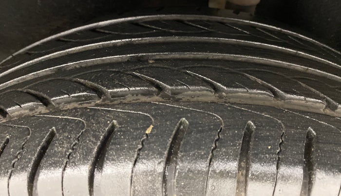 2019 Ford Ecosport 1.5 TITANIUM PLUS TI VCT AT, Petrol, Automatic, 10,287 km, Left Rear Tyre Tread