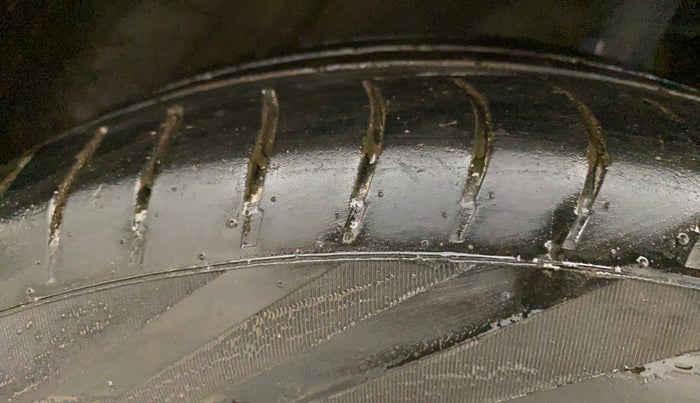 2022 Maruti Dzire ZXI, Petrol, Manual, 1,19,398 km, Right Front Tyre Tread