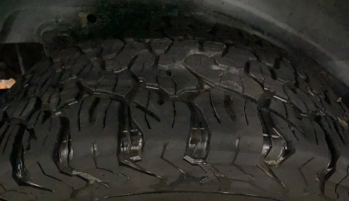 2016 Chevrolet Trailblazer LTZ AT, Diesel, Automatic, 95,549 km, Right Rear Tyre Tread