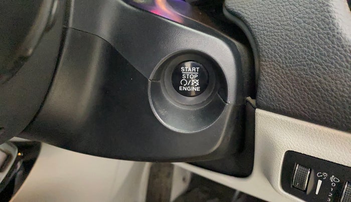 2018 Jeep Compass LIMITED 1.4 PETROL AT, Petrol, Automatic, 67,399 km, Keyless Start/ Stop Button