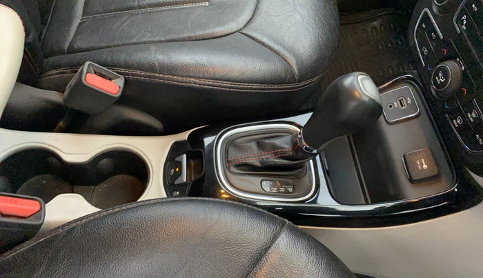 2018 Jeep Compass LIMITED 1.4 PETROL AT, Petrol, Automatic, 67,399 km, Gear Lever