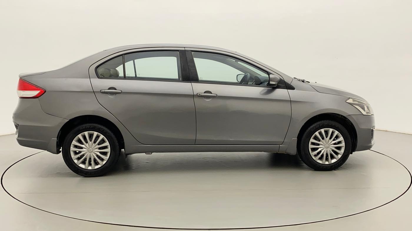 2015 Maruti Ciaz VXI+, Petrol, Manual, 1,09,884 km, Right Side View