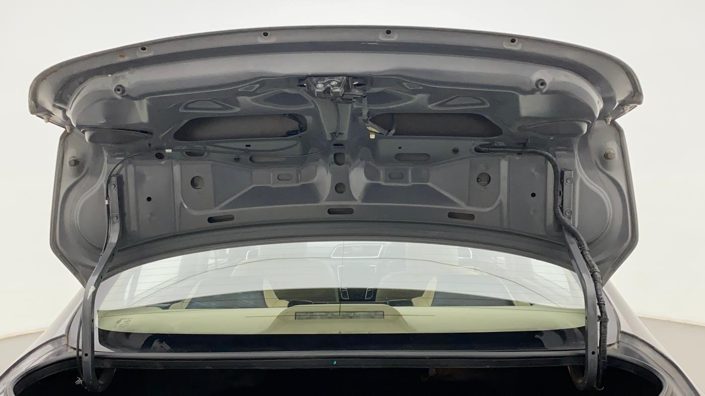 2015 Maruti Ciaz VXI+, Petrol, Manual, 1,09,884 km, Boot Door Open