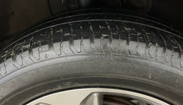 2018 Hyundai Verna 1.6 VTVT SX O, Petrol, Manual, 48,583 km, Right Front Tyre Tread