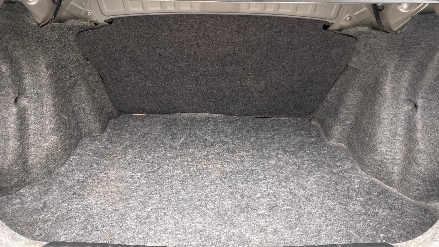 2014 Honda Amaze 1.2 SMT I VTEC, Petrol, Manual, 39,127 km, Boot Inside