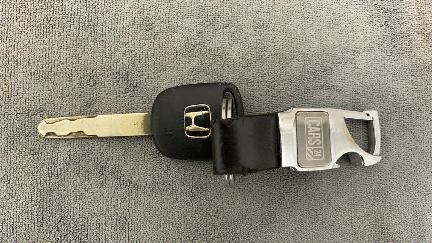 2013 Honda Brio E MT, Petrol, Manual, 70,775 km, Key Close Up