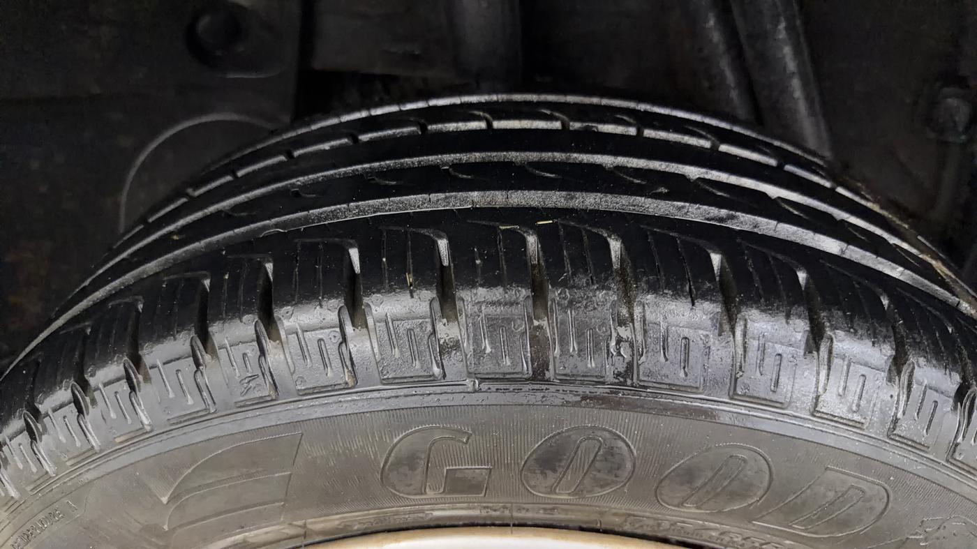 2014 Nissan Terrano XL (P), Petrol, Manual, 60,209 km, Right Rear Tyre Tread