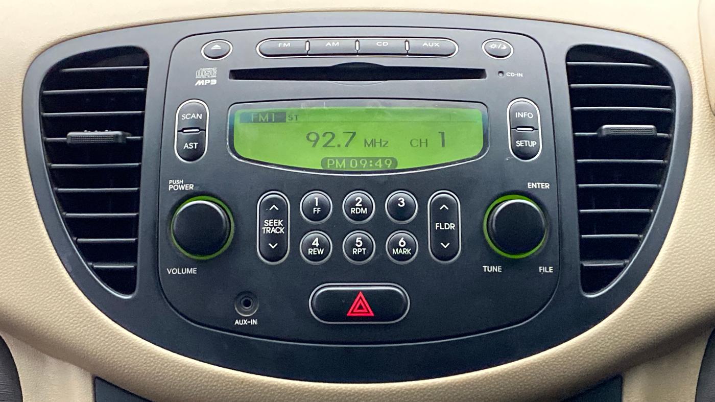 2010 Hyundai i10 SPORTZ 1.2, Petrol, Manual, 46,908 km, Infotainment System