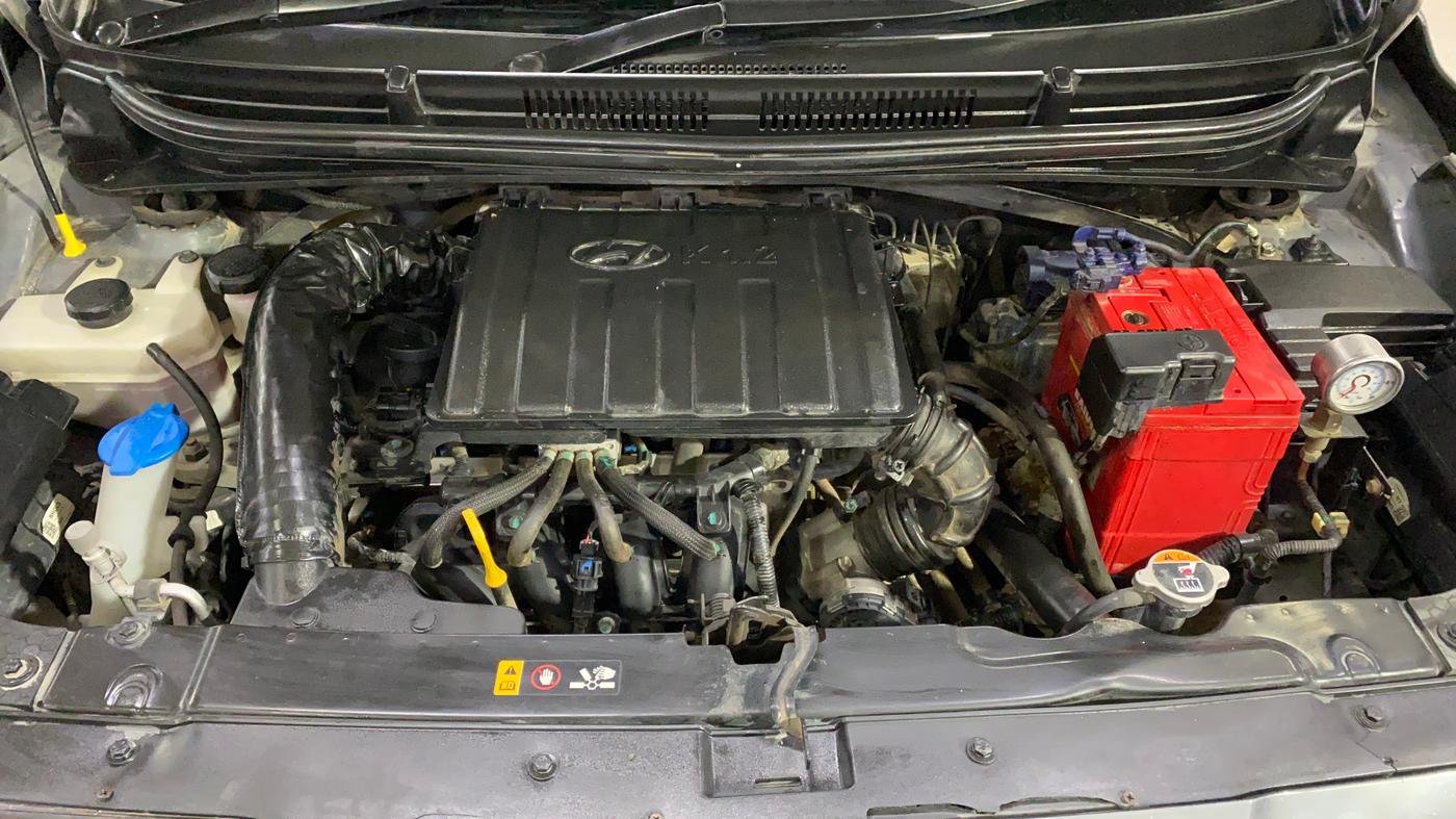 2022 Hyundai AURA S 1.2 CNG, CNG, Manual, 56,765 km, Engine View
