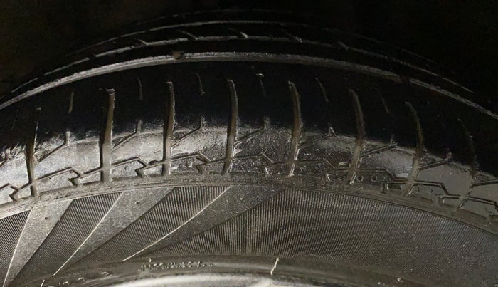 2019 Hyundai VENUE SX 1.0 TURBO, Petrol, Manual, 59,779 km, Right Front Tyre Tread