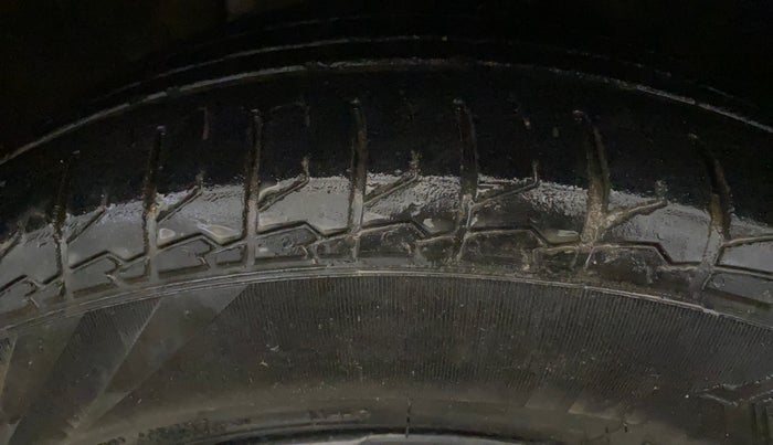 2019 Hyundai VENUE SX 1.0 TURBO, Petrol, Manual, 59,779 km, Left Front Tyre Tread