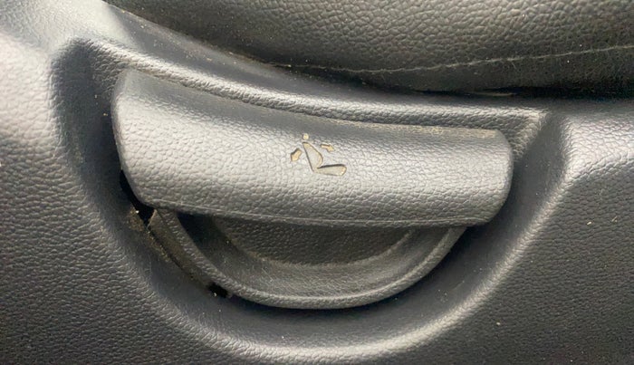 2016 Hyundai Grand i10 SPORTZ 1.2 KAPPA VTVT, Petrol, Manual, 44,611 km, Driver Side Adjustment Panel