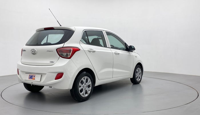 2016 Hyundai Grand i10 MAGNA 1.2 KAPPA VTVT, Petrol, Manual, 88,133 km, Right Back Diagonal