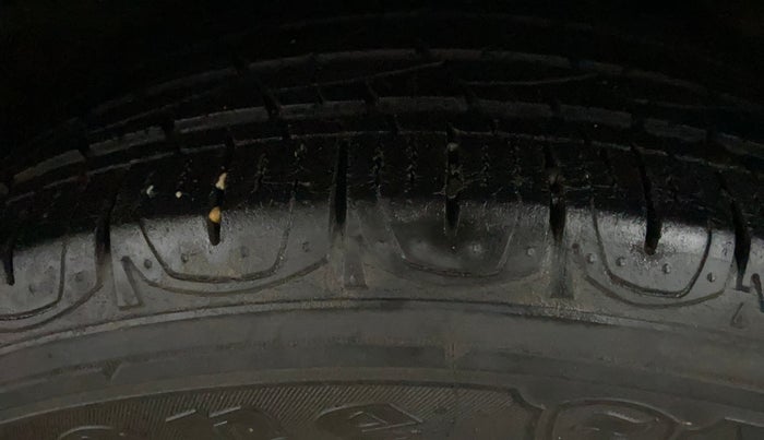 2017 Jeep Compass LIMITED 2.0 DIESEL, Diesel, Manual, 91,443 km, Left Rear Tyre Tread