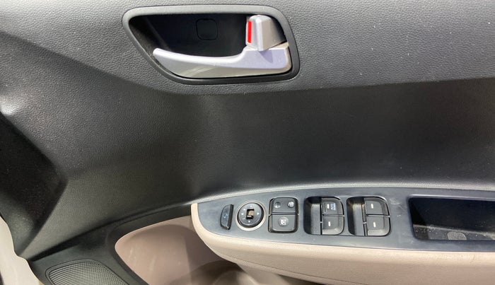 2018 Hyundai Grand i10 SPORTZ 1.2 KAPPA VTVT, Petrol, Manual, 65,362 km, Driver Side Door Panels Control