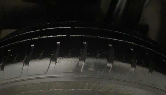 2018 Maruti Swift VXI, Petrol, Manual, 49,459 km, Left Rear Tyre Tread