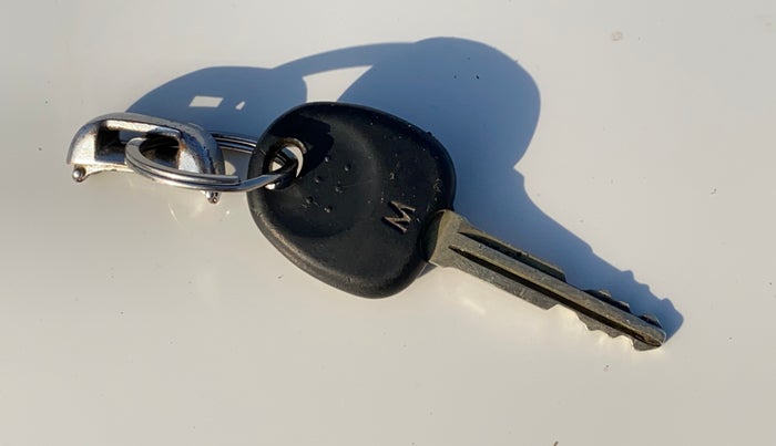 2014 Hyundai i10 MAGNA 1.1, Petrol, Manual, 66,739 km, Key Close Up