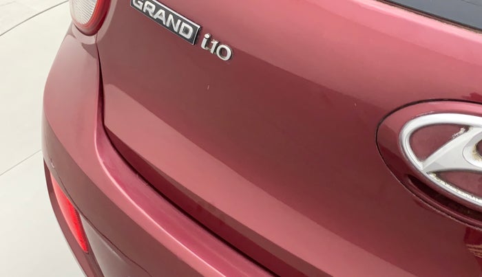 2015 Hyundai Grand i10 ASTA AT 1.2 KAPPA VTVT, Petrol, Automatic, 40,477 km, Dicky (Boot door) - Minor scratches