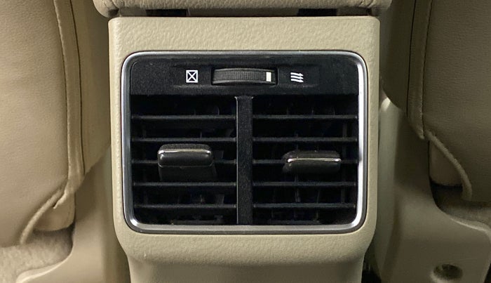 2017 Maruti Ciaz  ZDI SHVS, Diesel, Manual, 86,437 km, Rear AC Vents