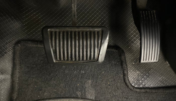 2021 Hyundai VENUE SX PLUS 1.0 TURBO DCT, Petrol, Automatic, 97,130 km, Pedals