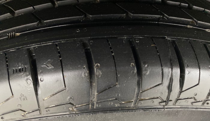 2021 Hyundai VENUE SX PLUS 1.0 TURBO DCT, Petrol, Automatic, 97,130 km, Left Front Tyre Tread