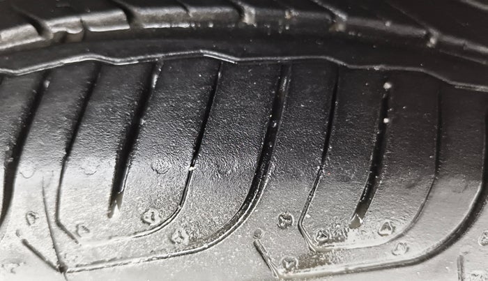 2013 Honda City 1.5L I-VTEC V MT, Petrol, Manual, 69,501 km, Right Front Tyre Tread