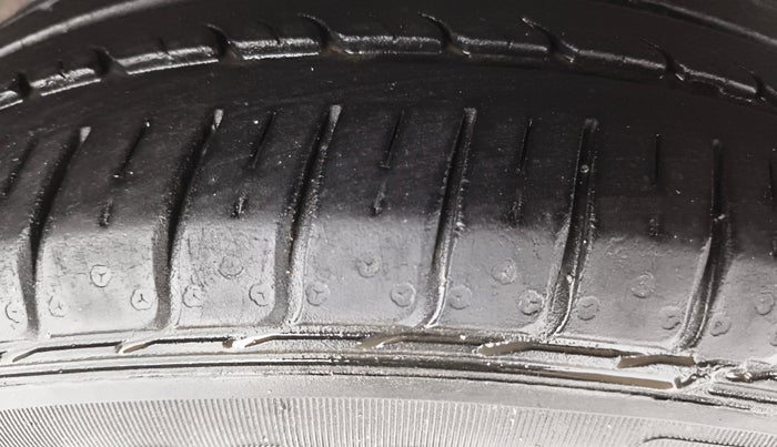 2013 Honda City 1.5L I-VTEC V MT, Petrol, Manual, 69,501 km, Right Rear Tyre Tread