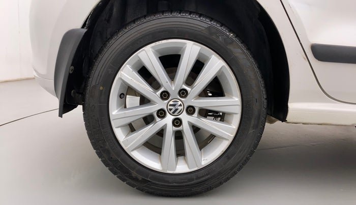 2013 Volkswagen Polo HIGHLINE1.2L, Petrol, Manual, 80,648 km, Right Rear Wheel