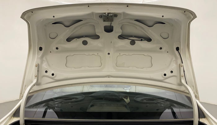 2011 Toyota Etios G, Petrol, Manual, 68,931 km, Boot Door Open
