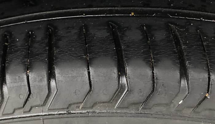 2022 Tata PUNCH ACCOMPLISHED MT, Petrol, Manual, 35,043 km, Left Rear Tyre Tread