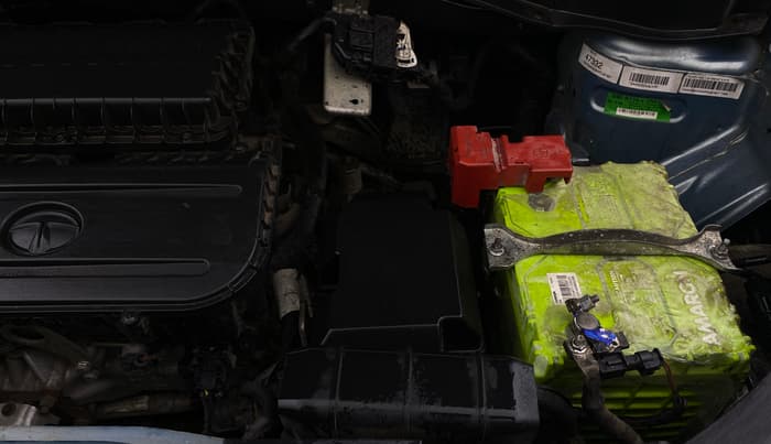 2022 Tata PUNCH ACCOMPLISHED MT, Petrol, Manual, 35,043 km, Engine View - Left