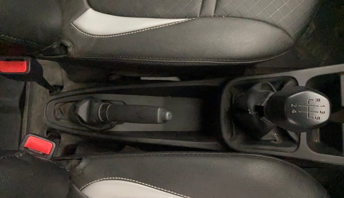 2025 Renault Kwid RXL 1.0 (O), Petrol, Manual, 5,101 km, Gear Lever