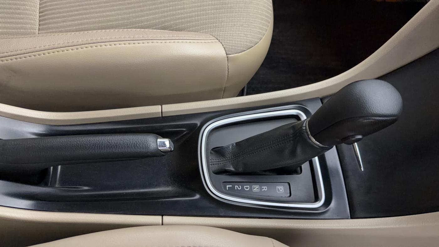 2018 Maruti Ciaz ZETA 1.4  AT PETROL, Petrol, Automatic, 57,380 km, Gear Lever