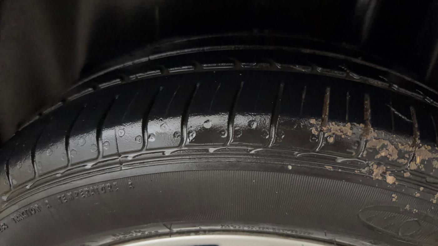 2018 Maruti Ciaz ZETA 1.4  AT PETROL, Petrol, Automatic, 57,380 km, Left Rear Tyre Tread
