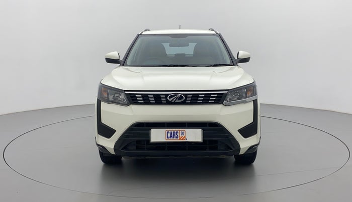 2020 Mahindra XUV300 W6 1.5 DIESEL, Diesel, Manual, 17,702 km, Front