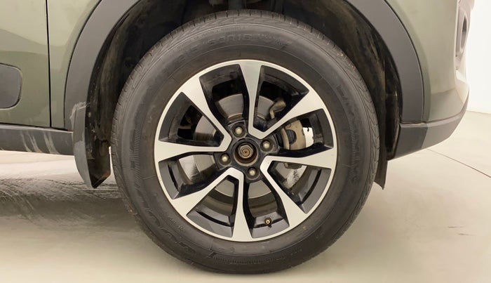 2020 Tata NEXON XZ PLUS (O) DIESEL DUAL TONE, Diesel, Manual, 87,377 km, Right Front Wheel