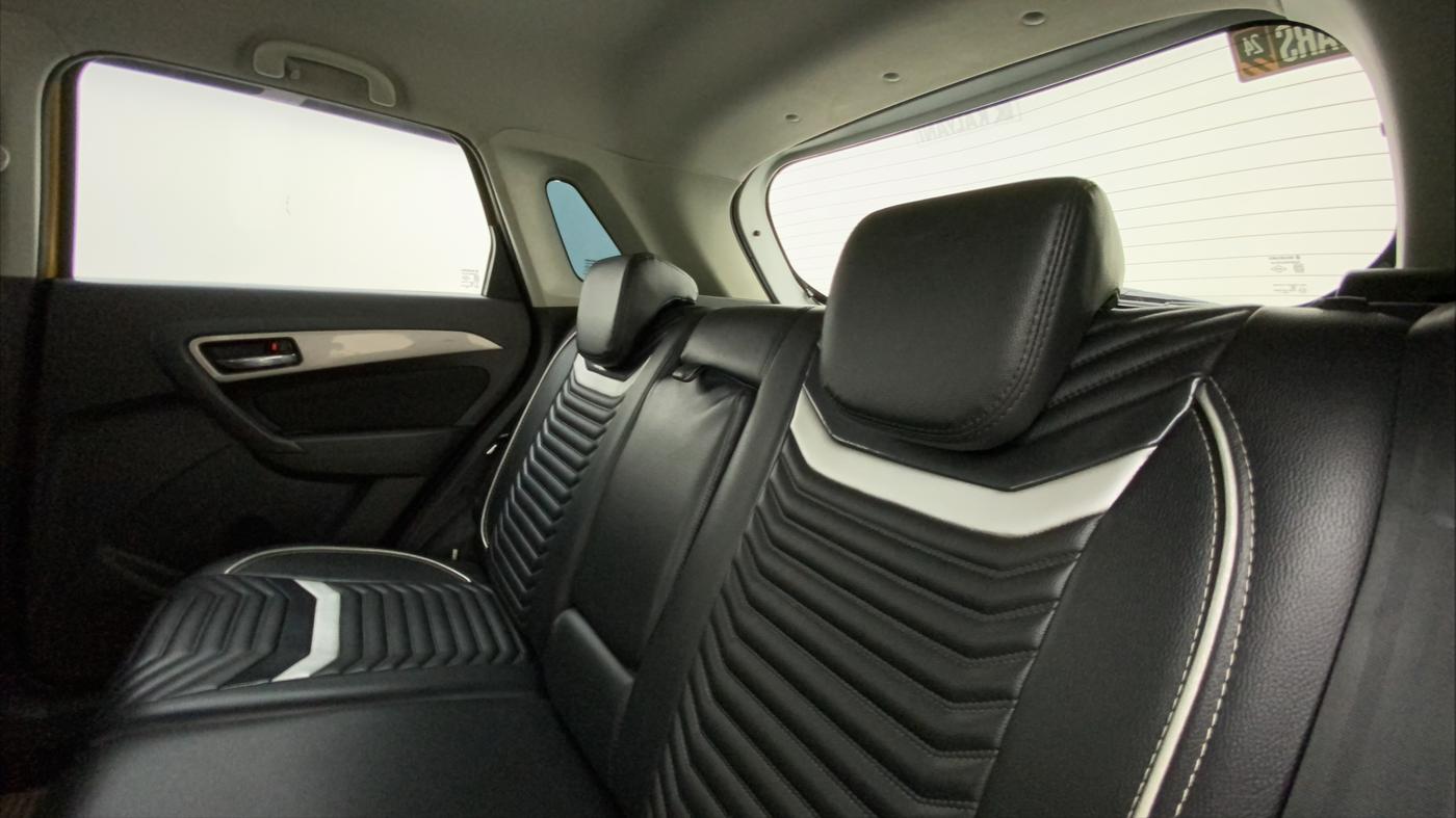 2016 Maruti Vitara Brezza ZDI PLUS DUAL TONE, Diesel, Manual, 1,19,713 km, Right Side Rear Door Cabin