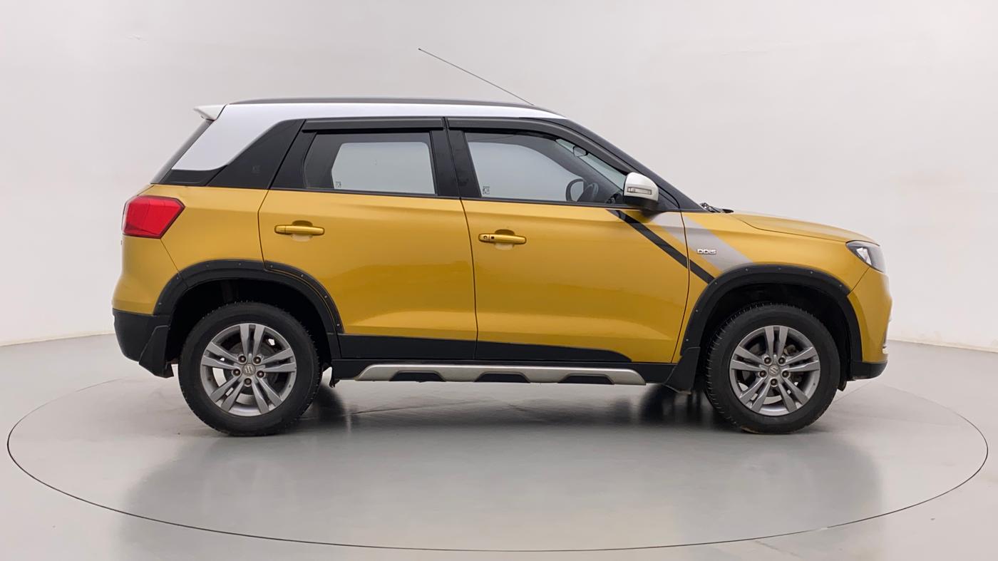 2016 Maruti Vitara Brezza ZDI PLUS DUAL TONE, Diesel, Manual, 1,19,713 km, Right Side View