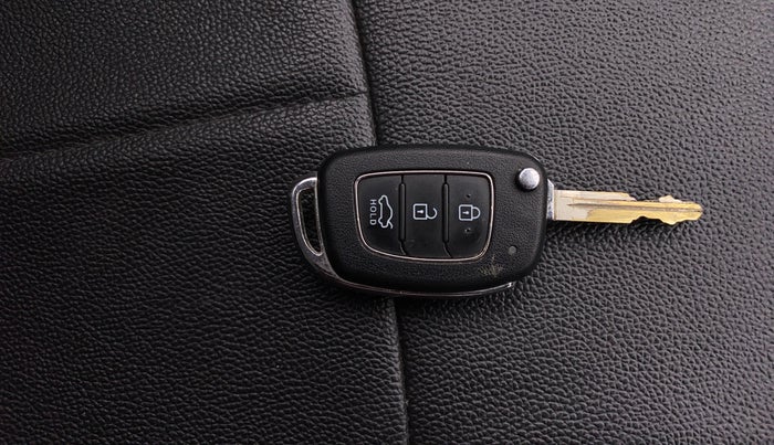 2021 Hyundai GRAND I10 NIOS SPORTZ 1.2 KAPPA VTVT, Petrol, Manual, 49,165 km, Key Close Up