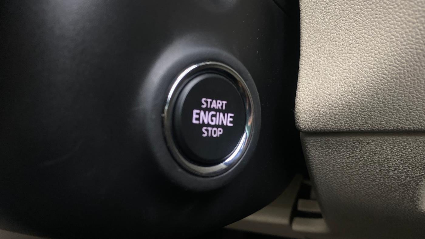 2023 Skoda SLAVIA STYLE 1.5L TSI DSG, Petrol, Automatic, 43,845 km, Keyless Start/ Stop Button