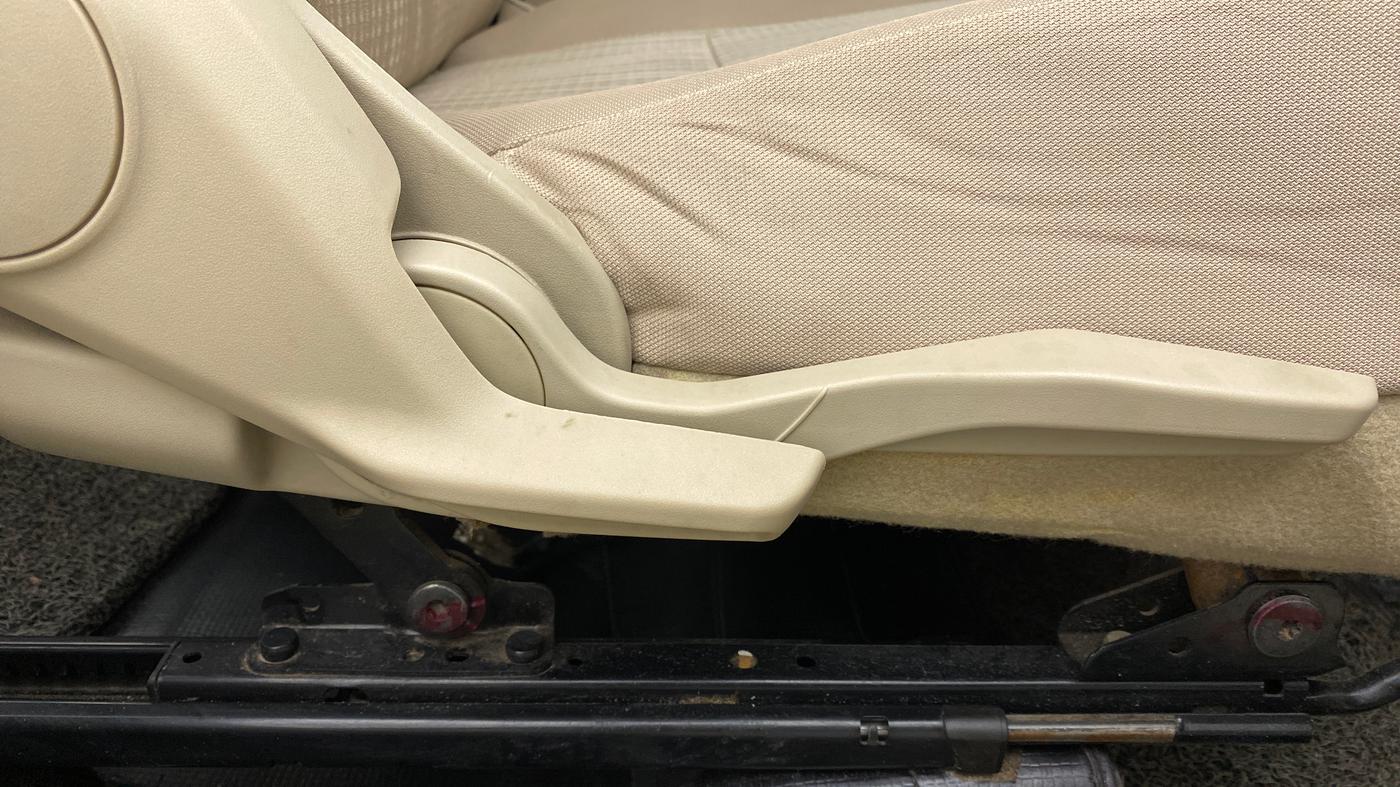 2019 Maruti Dzire VXI, Petrol, Manual, 39,369 km, Driver Side Adjustment Panel