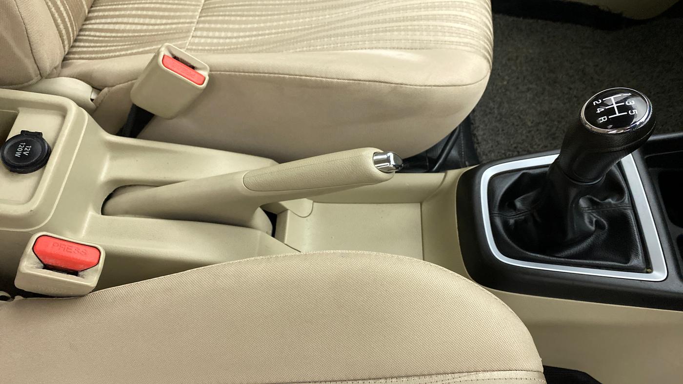 2019 Maruti Dzire VXI, Petrol, Manual, 39,369 km, Gear Lever