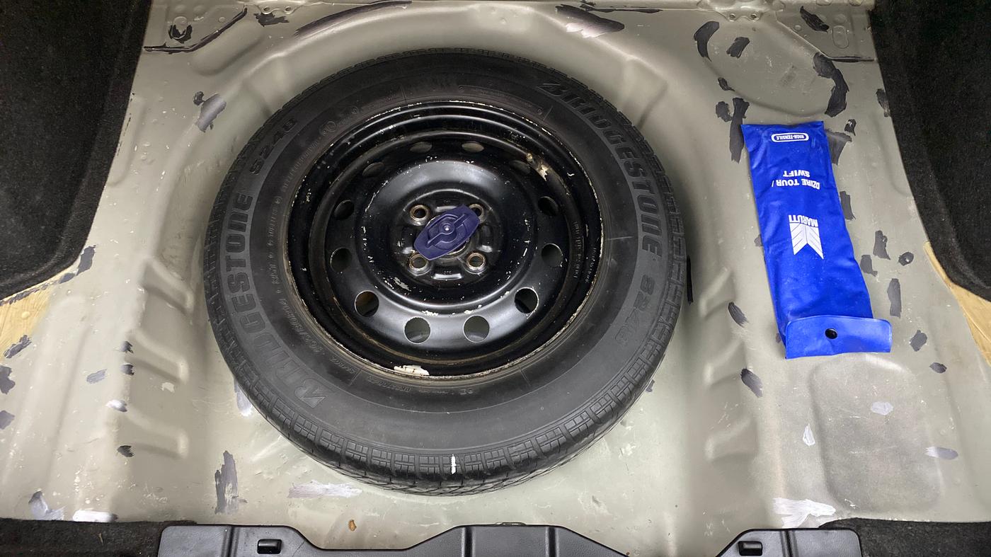 2019 Maruti Dzire VXI, Petrol, Manual, 39,369 km, Spare Tyre