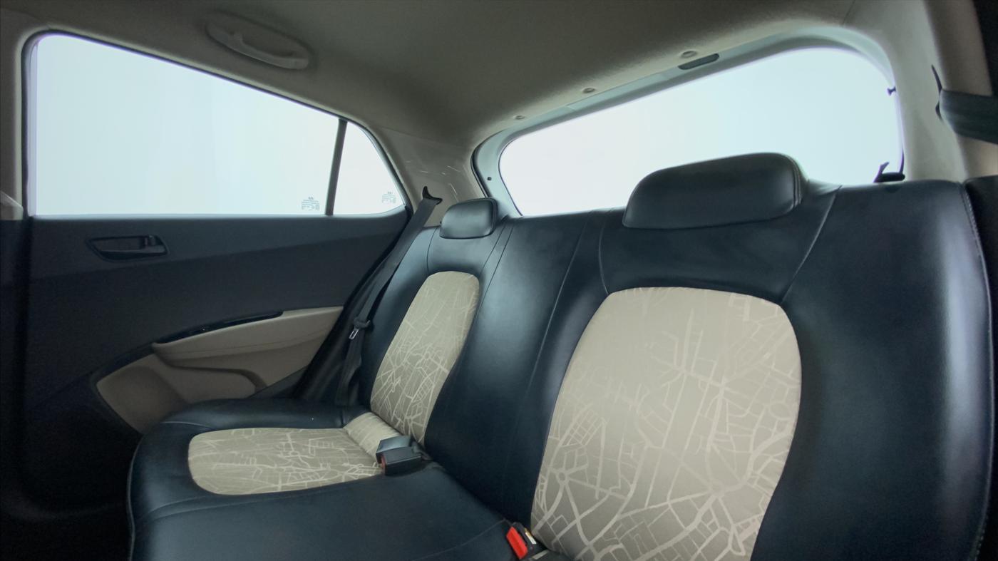 2018 Hyundai Grand i10 MAGNA 1.2 VTVT, Petrol, Manual, 12,580 km, Right Side Rear Door Cabin