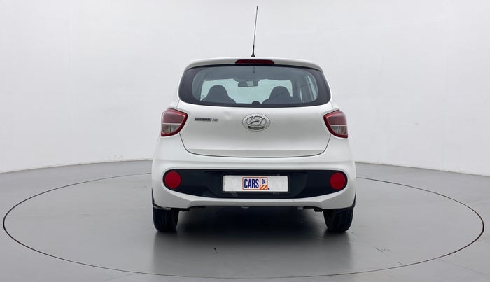 2018 Hyundai Grand i10 MAGNA 1.2 VTVT, Petrol, Manual, 12,580 km, Back/Rear