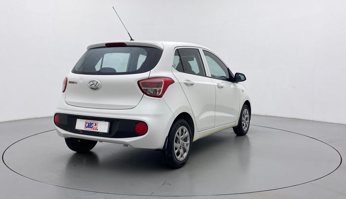 2018 Hyundai Grand i10 MAGNA 1.2 VTVT, Petrol, Manual, 12,580 km, Right Back Diagonal