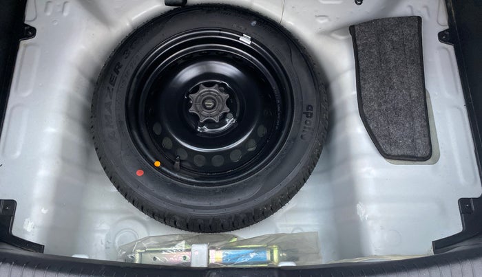 2018 Hyundai Grand i10 MAGNA 1.2 VTVT, Petrol, Manual, 12,580 km, Spare Tyre